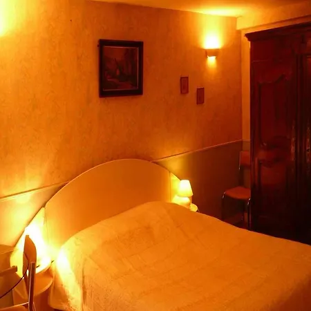 Centre Apartment *